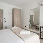 Bed & Breakfast Fly 290 *