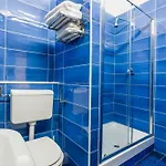 Fly 290 Bed & Breakfast Neapol