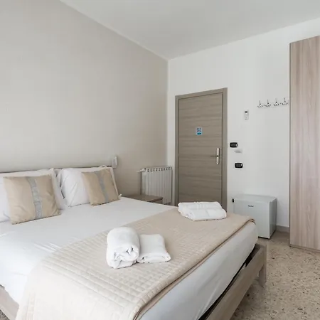 Bed and breakfast Fly 290 Nápoles