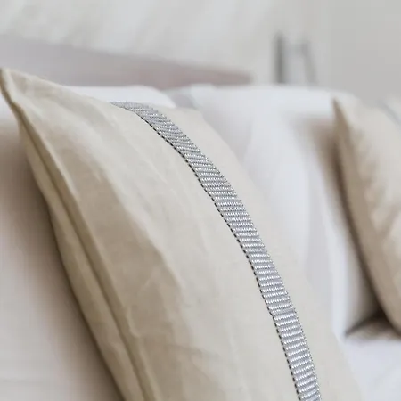 Bed & Breakfast Fly 290 *